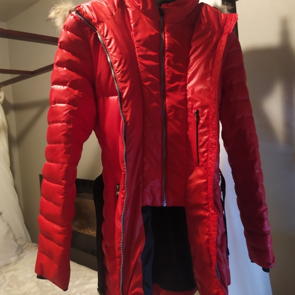 NWOT Marc New York Andew Marc Red Puffer Coyote Fur Hood Large - Picture 8 of 14